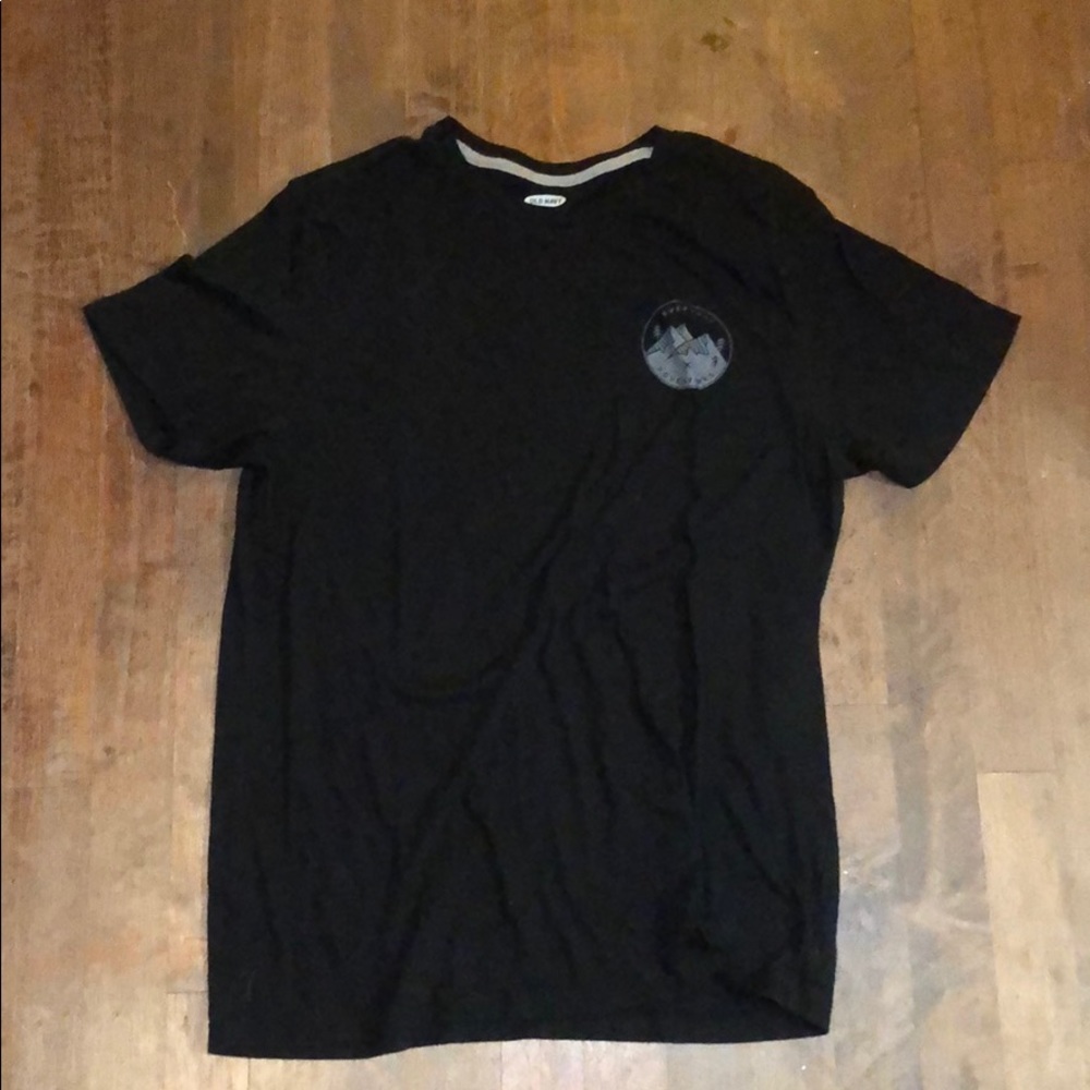 Black tshirt